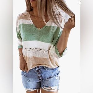 NWOT Boutique Short Sleeve Sweater S Green/Tan